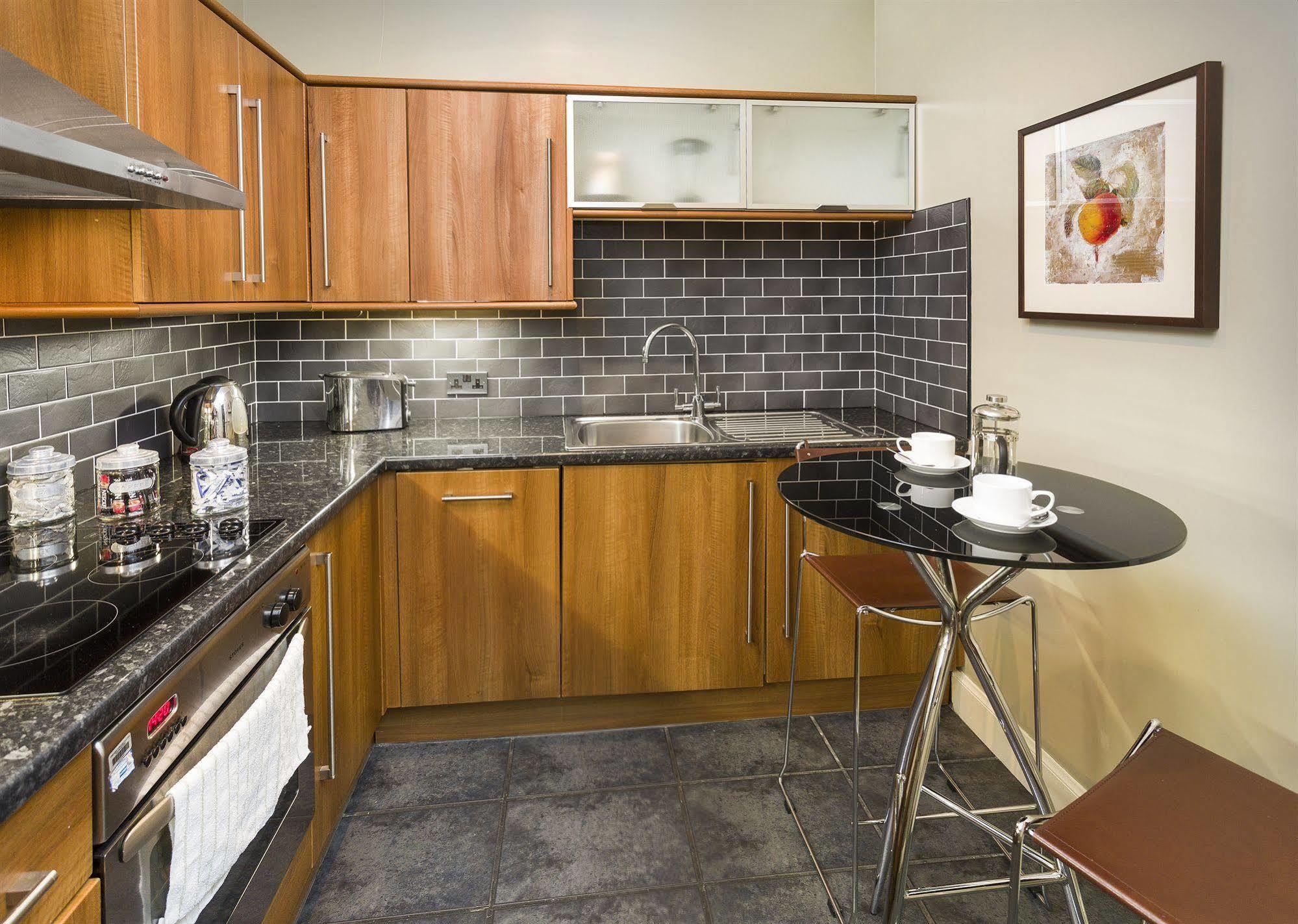 Nicolson Apartmentsエディンバラ エクステリア 写真